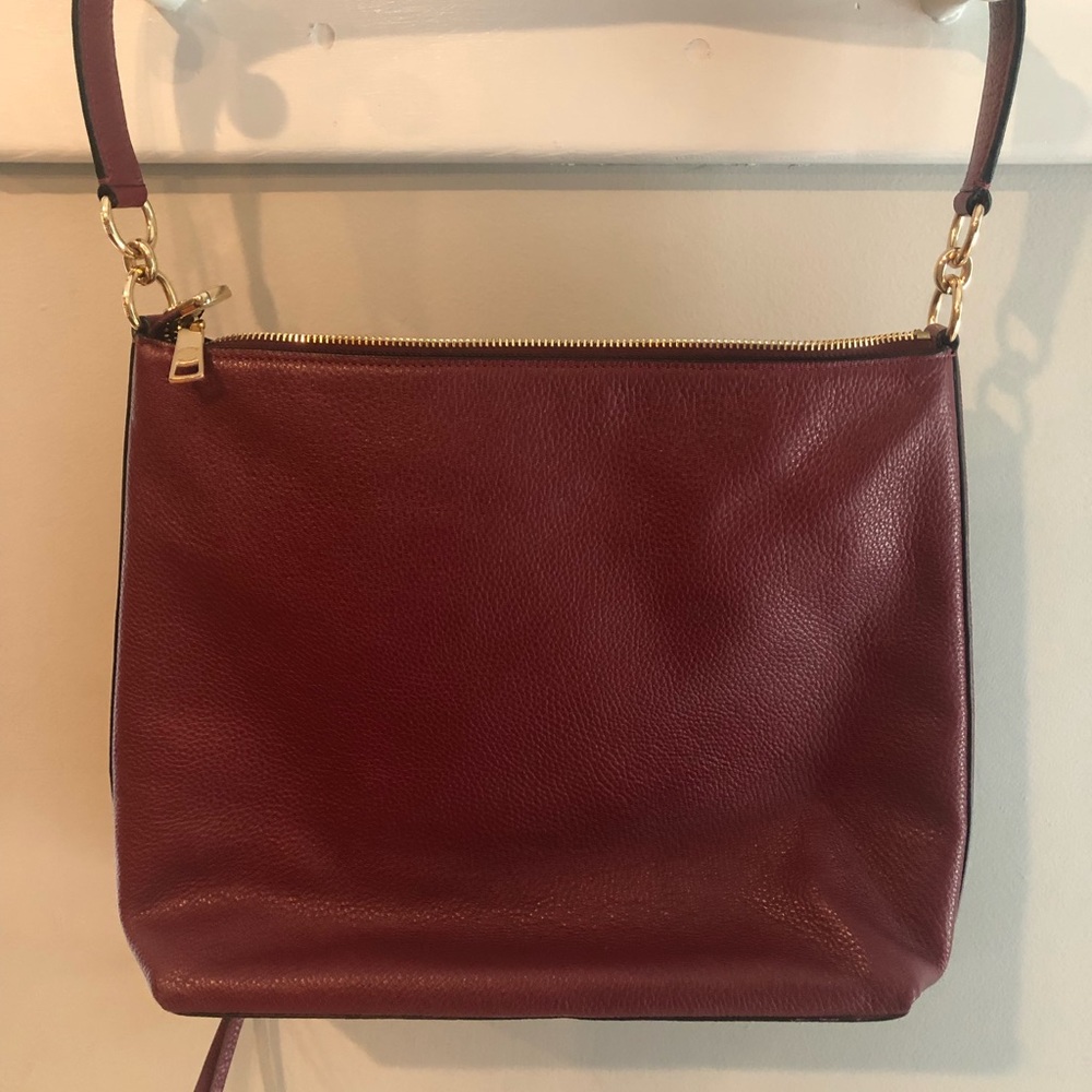Coach shoulder bag, red excellent condition!